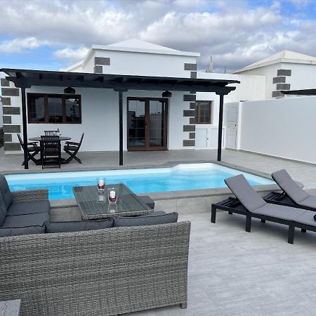 Stunning Villa Arabella - Heated Pool - Bbq - Amazing Terrace - Playa Blanca Exterior photo