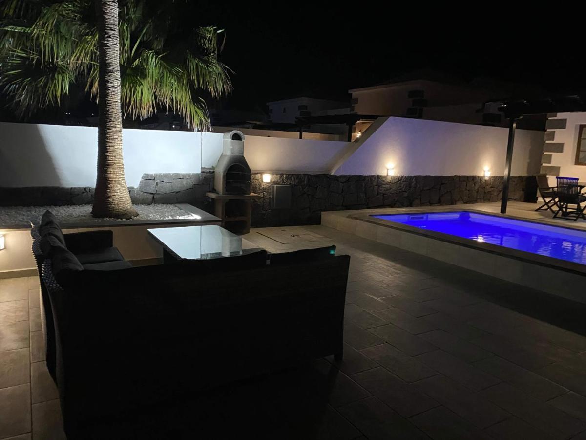 Stunning Villa Arabella - Heated Pool - Bbq - Amazing Terrace - Playa Blanca Exterior photo