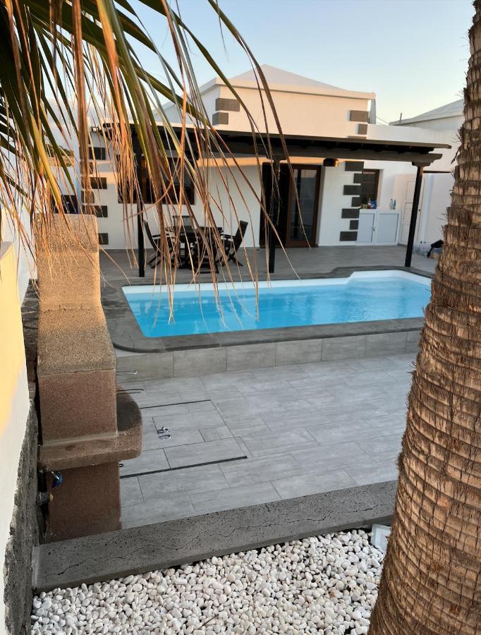 Stunning Villa Arabella - Heated Pool - Bbq - Amazing Terrace - Playa Blanca Exterior photo