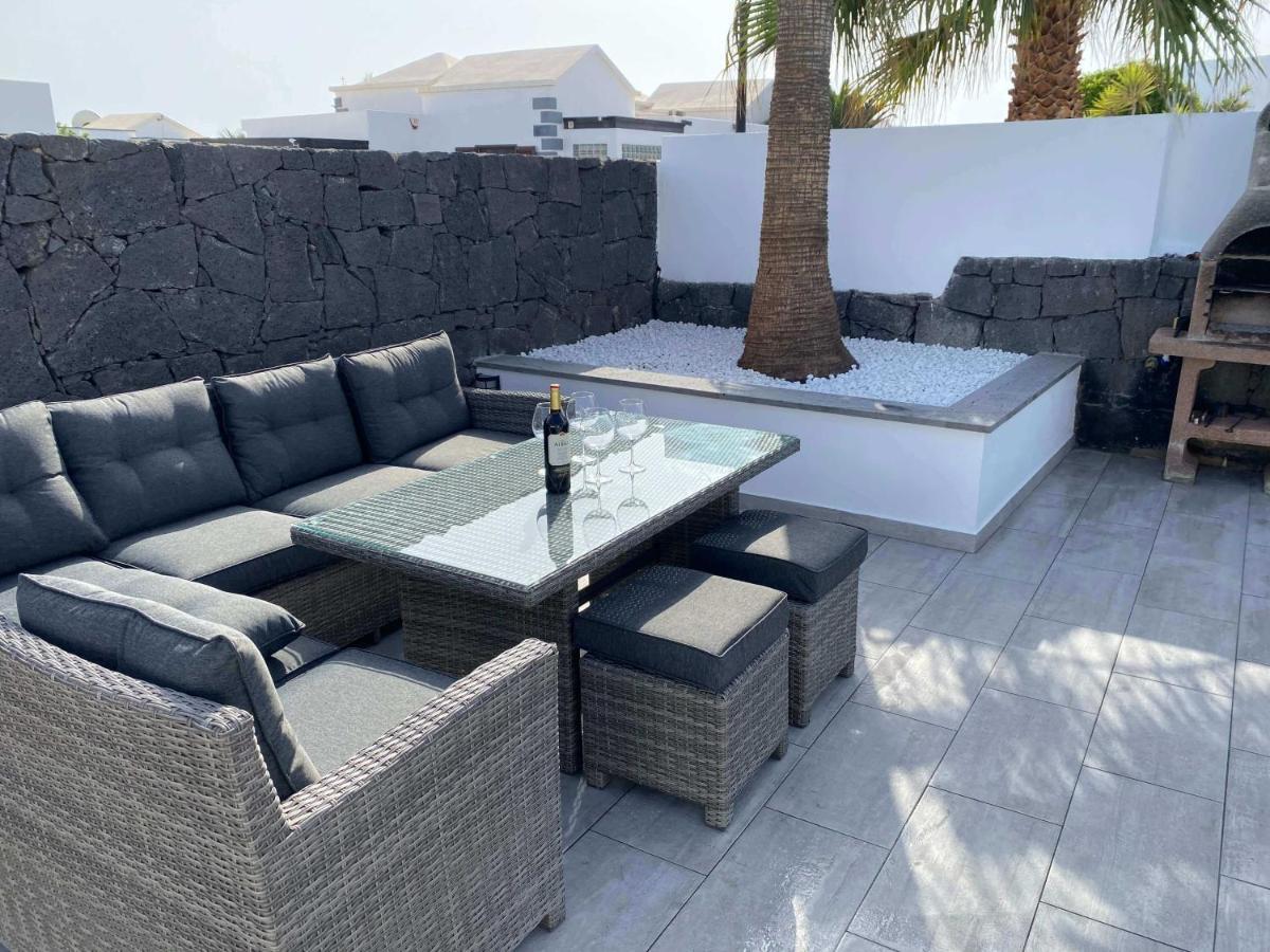 Stunning Villa Arabella - Heated Pool - Bbq - Amazing Terrace - Playa Blanca Exterior photo